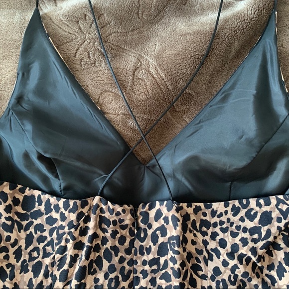 TOPSHOP Midi Leopard Print Dress - Picture 7 of 9